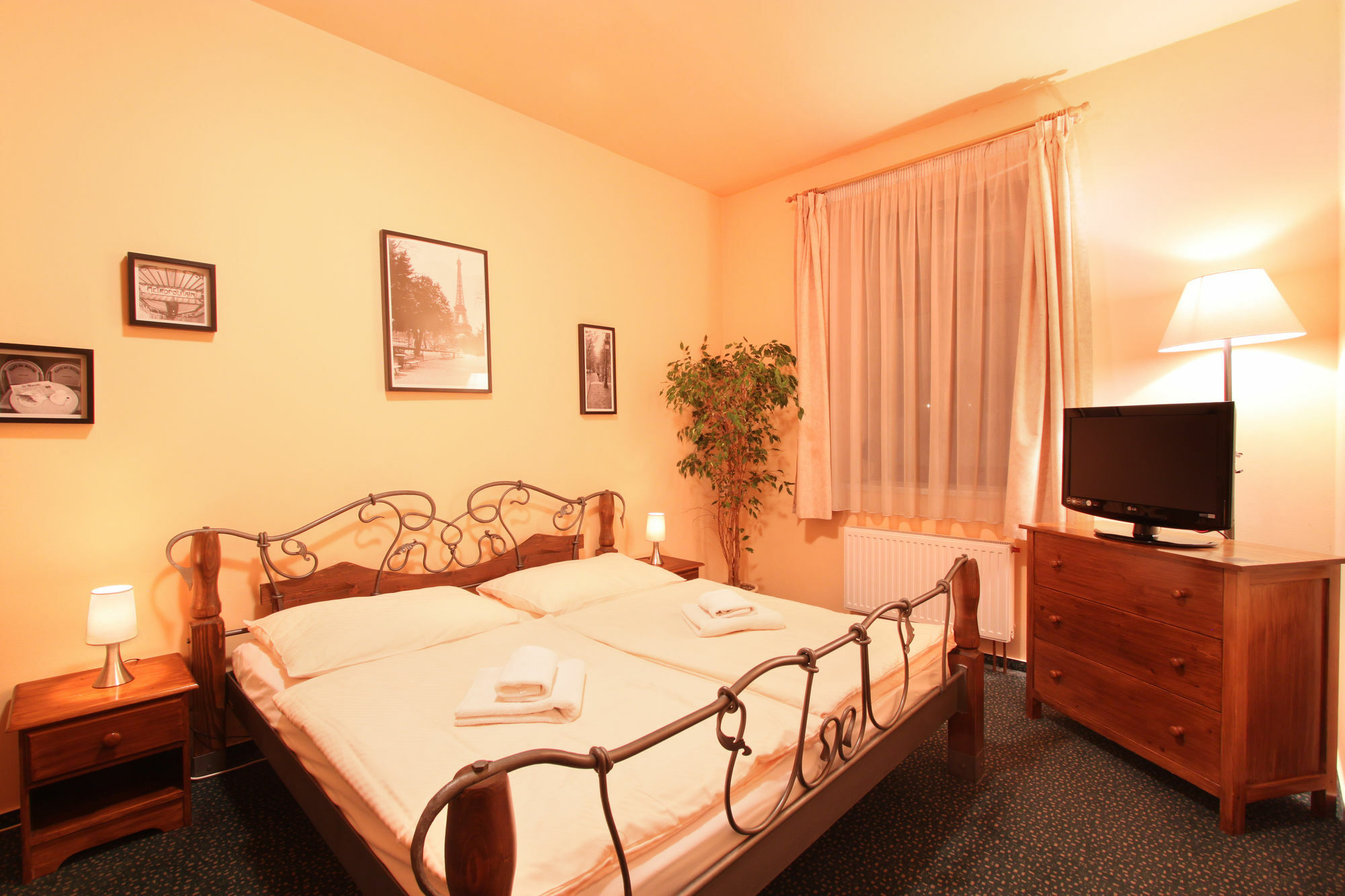 Guest house Hattrick 3*